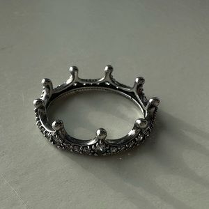 ✨ AUTHENTIC PANDORA CROWN RING ✨